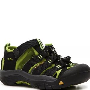Keen Newport H2 Black and Green Sandals
